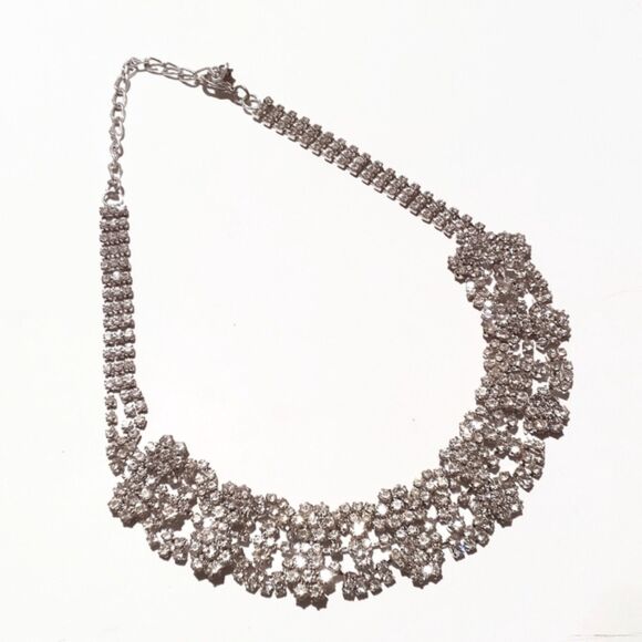 Silver Tone Ornate Prong Set Clear Rhinestone Choker Necklace - Picture 3 of 7